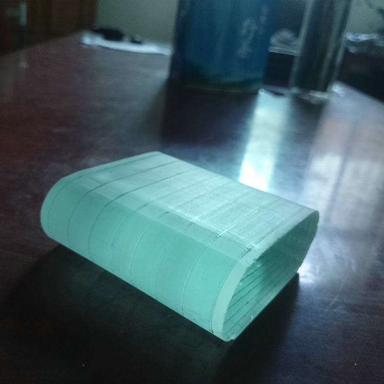 砂线切割机切割玻璃效果
