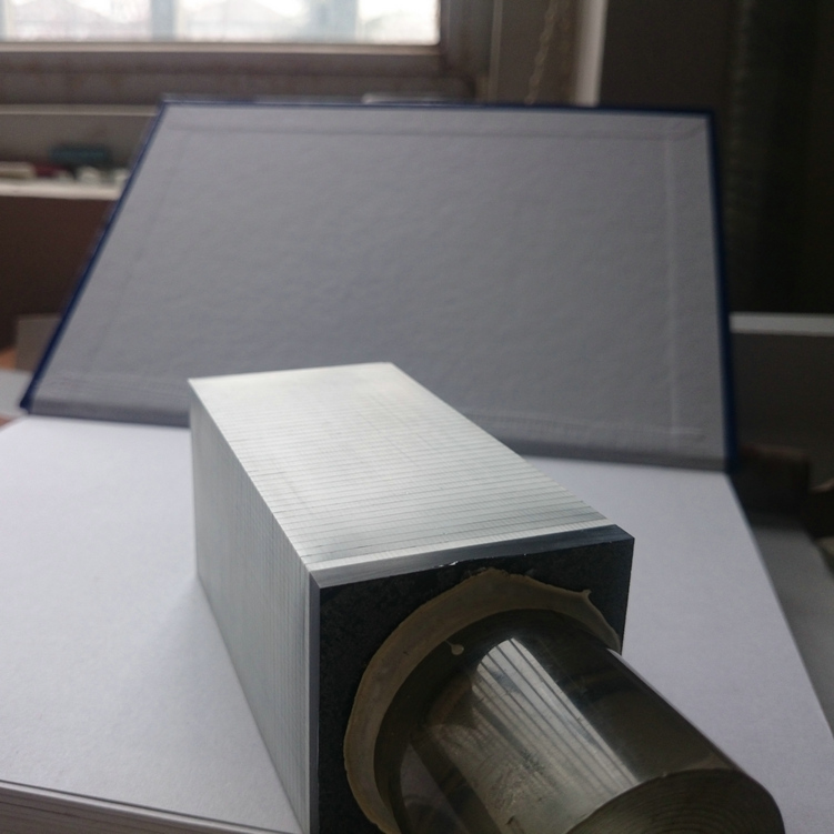 泰州晨虹数控金刚石线切割机切割夜视材料纤维光学材料
切割效果