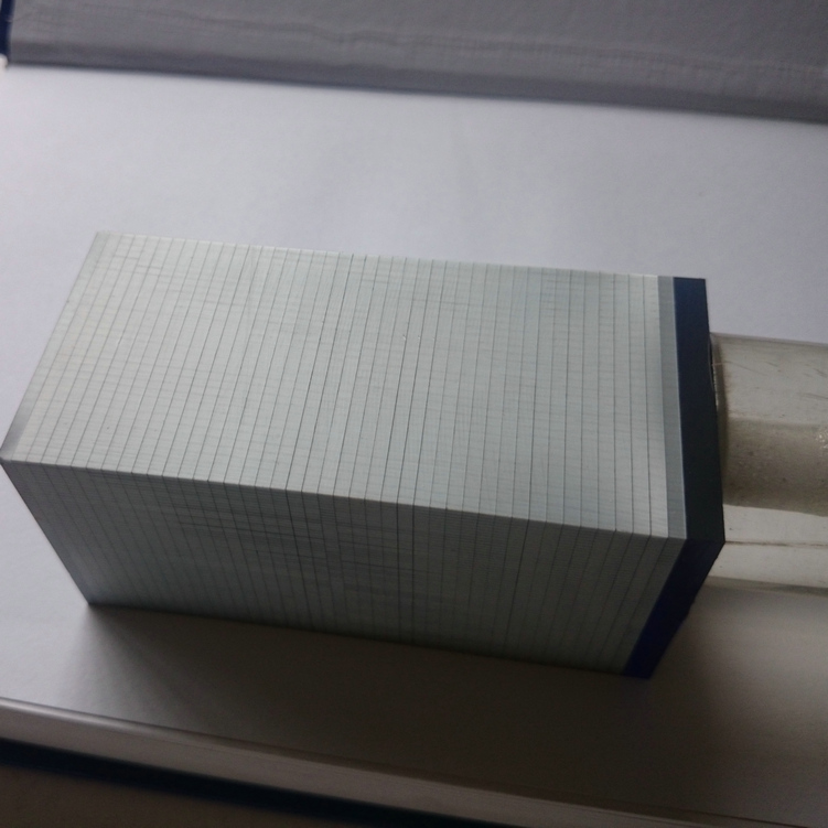 泰州晨虹数控金刚石线切割机切割夜视材料纤维光学材料
切割效果